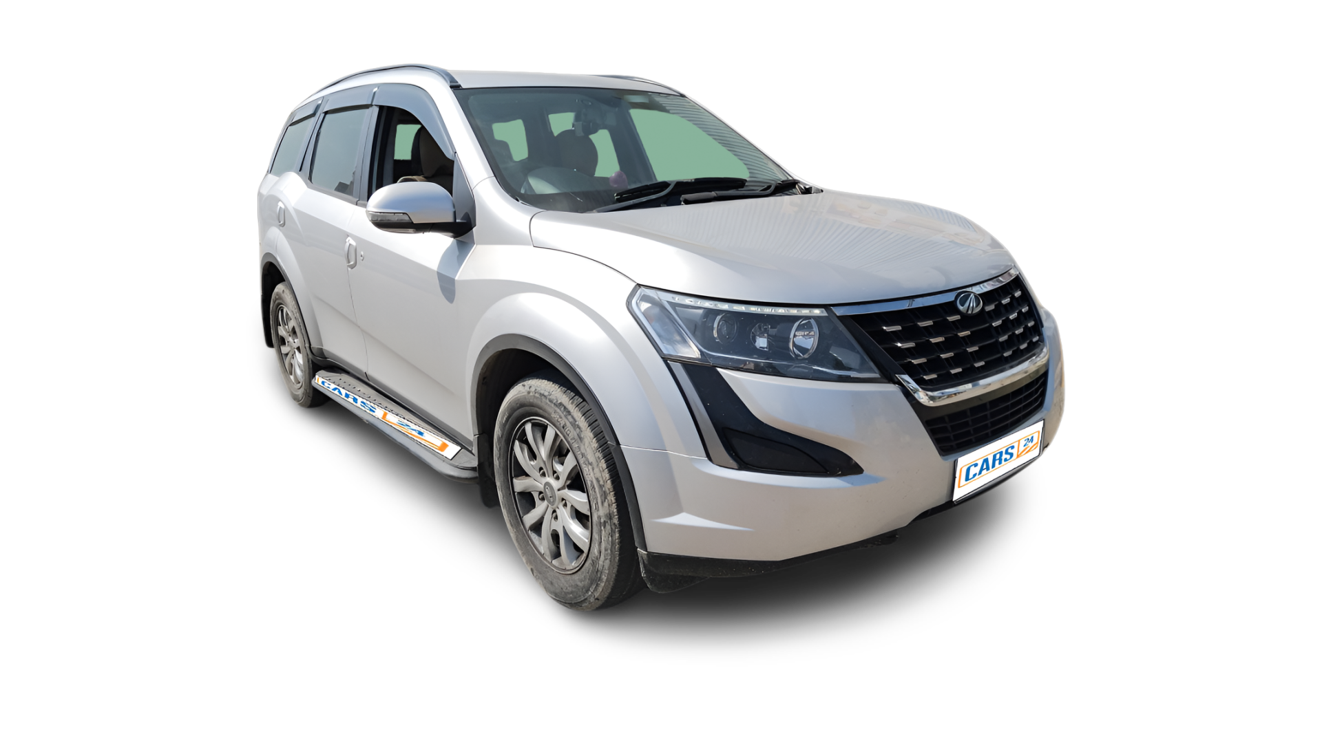 Mahindra XUV500-img